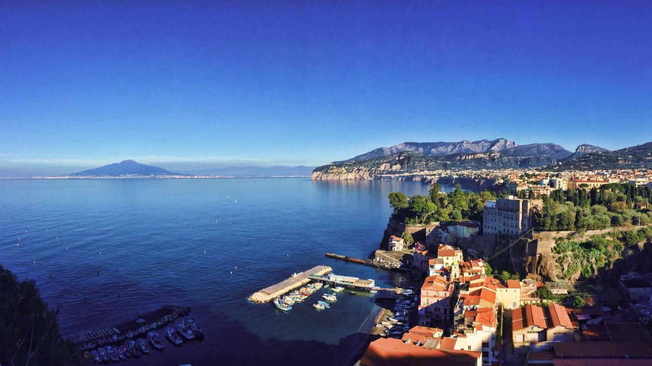 Maison Rossella In The Heart Of Sorrento Villa Exterior photo